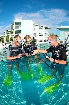 Compass Point Dive Resort Gun Bay 3*,  Cayman Islands