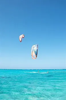 Compass Point Dive Resort Gun Bay