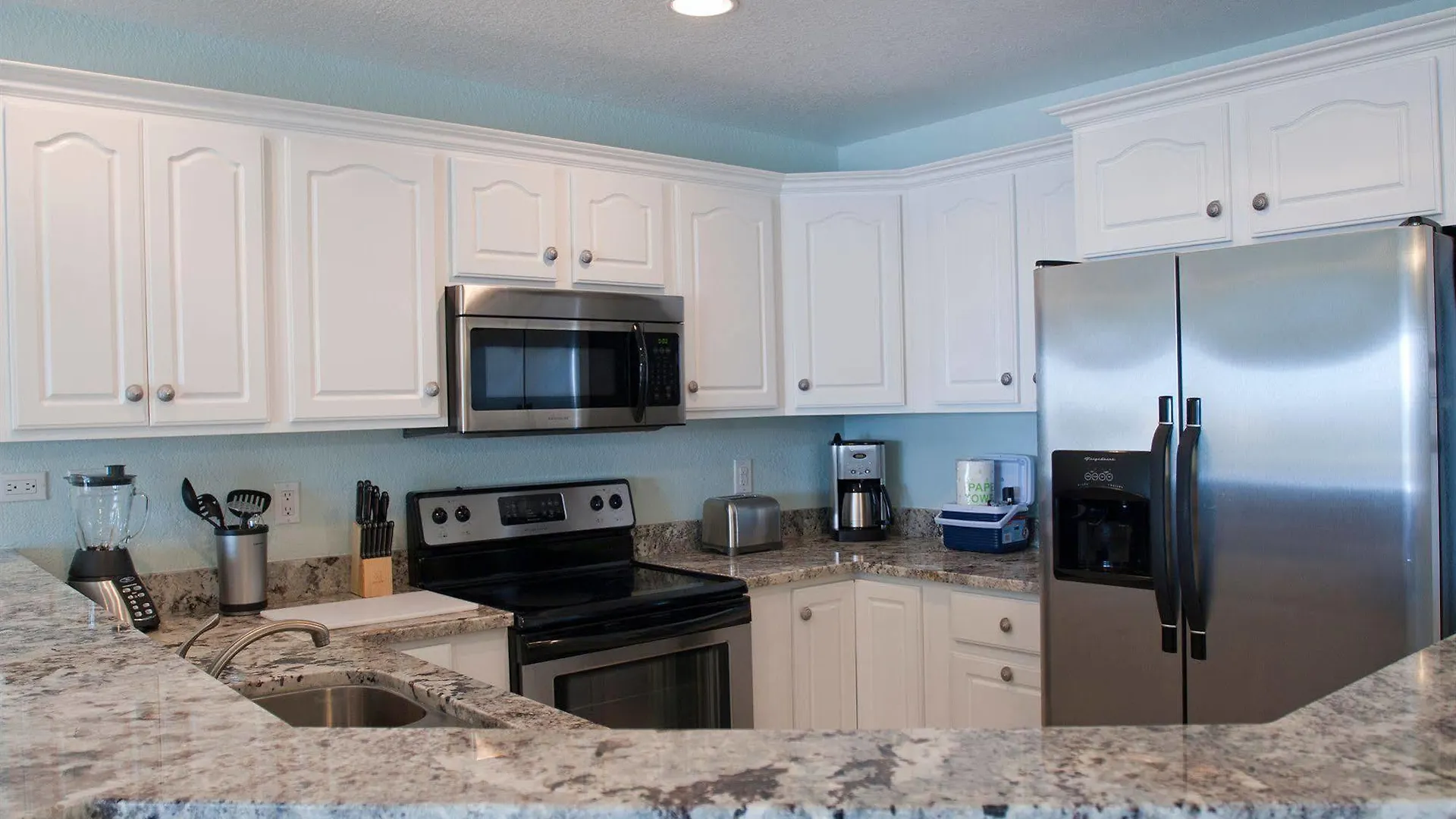 *** Hotel Compass Point Dive Resort Gun Bay Cayman Islands