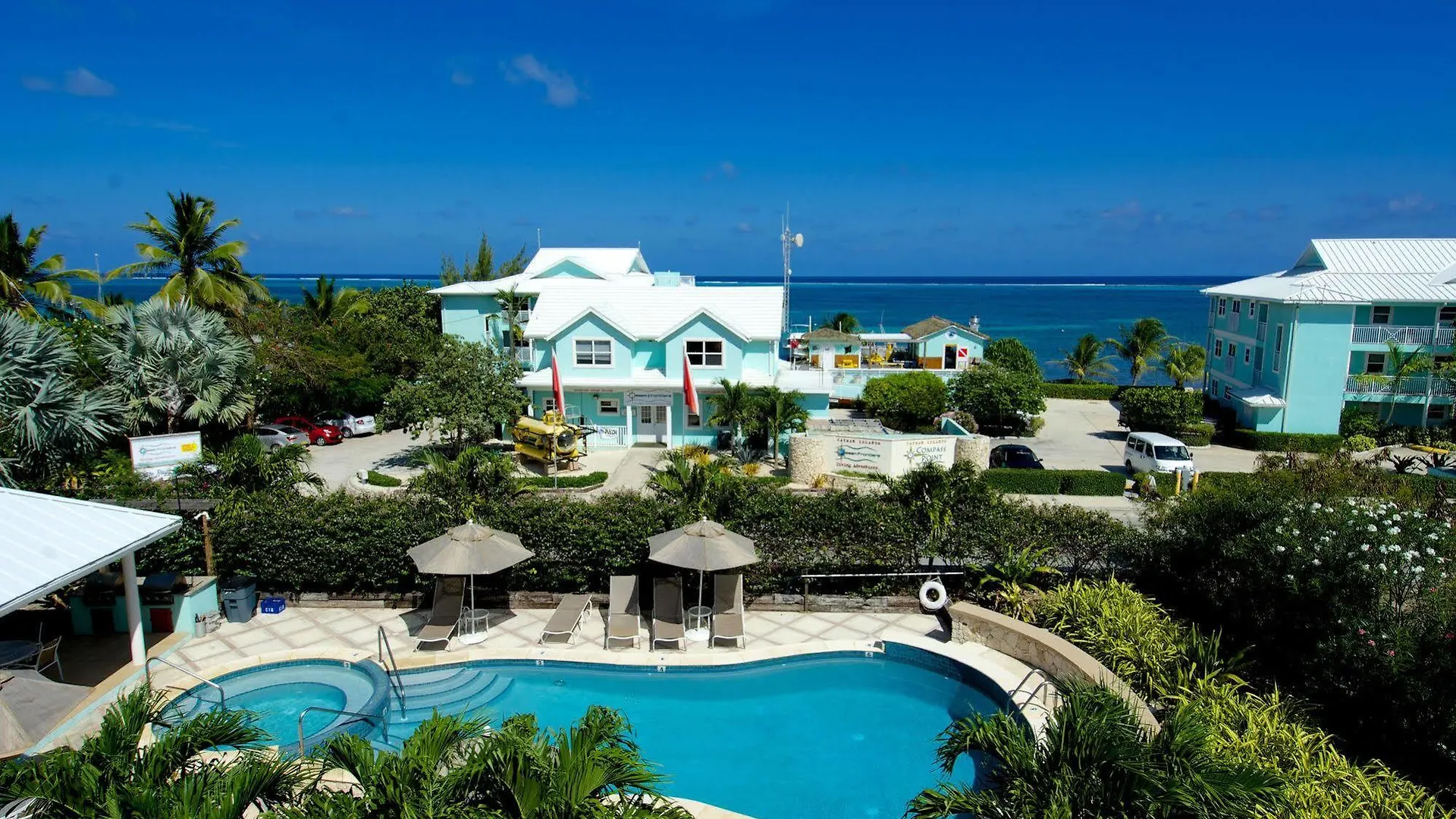 Compass Point Dive Resort Gun Bay Hotel