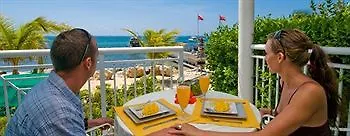 Compass Point Dive Resort Gun Bay