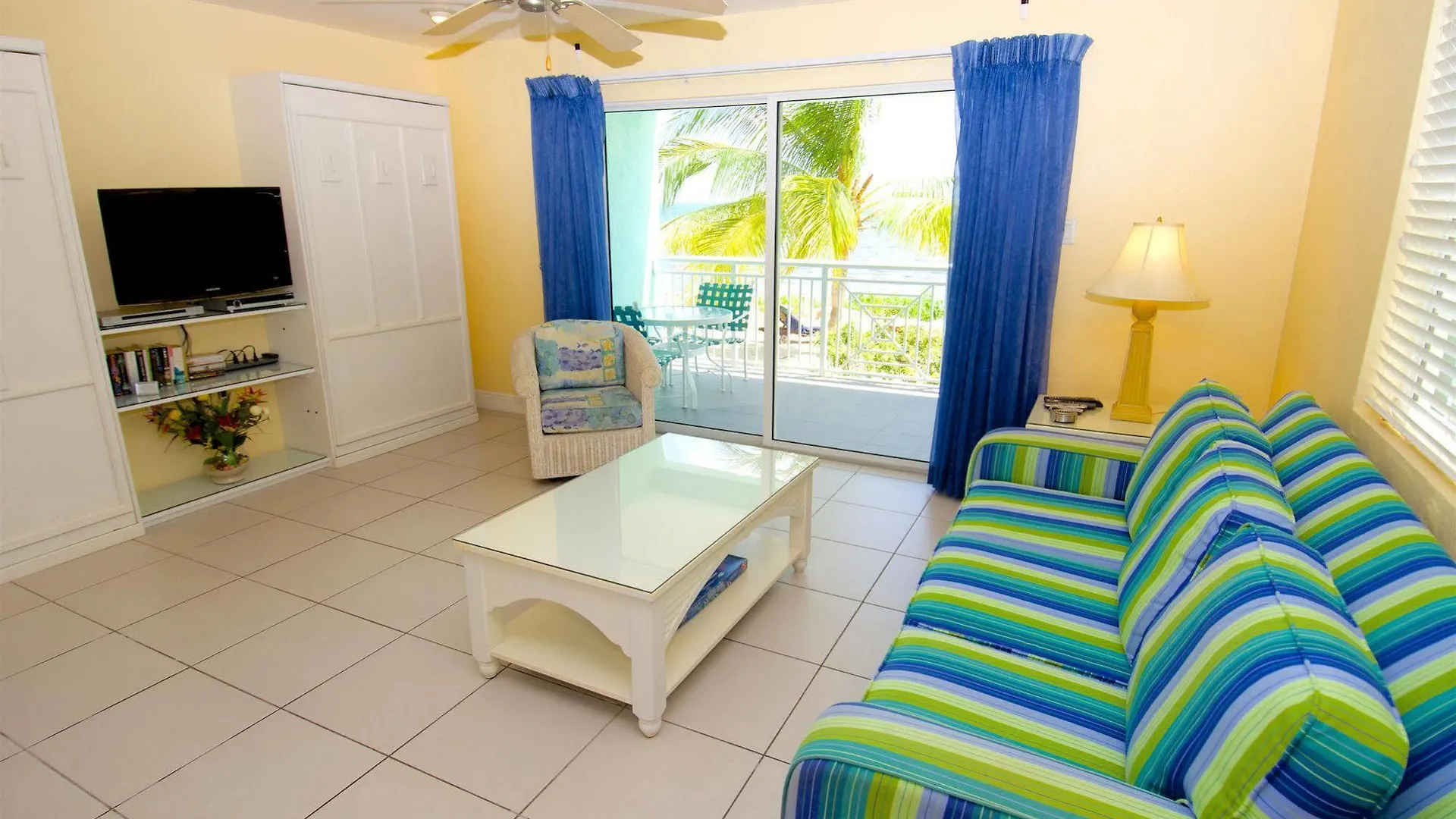 Compass Point Dive Resort Gun Bay
